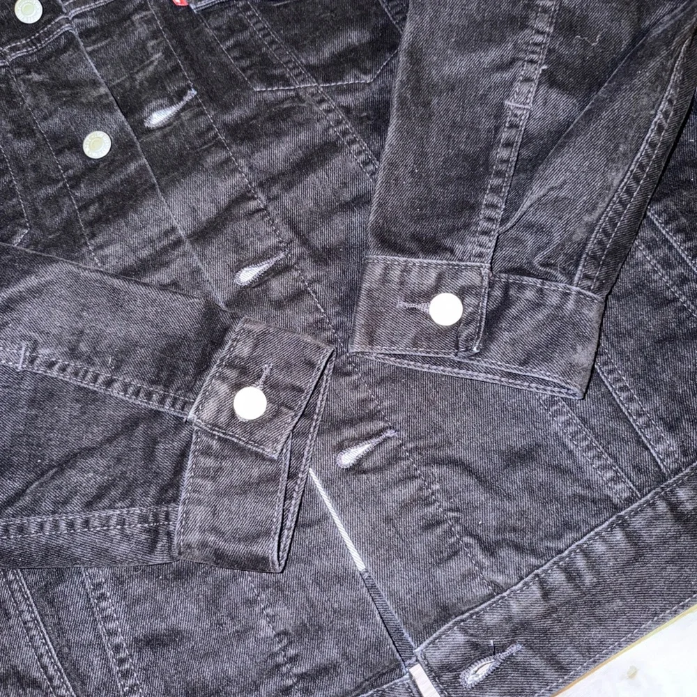 Levi's® Premium RELAXED FIT TRUCKER JACKET Velvet denim Edition - Picture 2 of 6